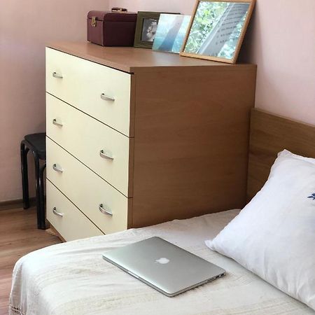 Compact City Center Apartment Kŭrdzhali Dış mekan fotoğraf