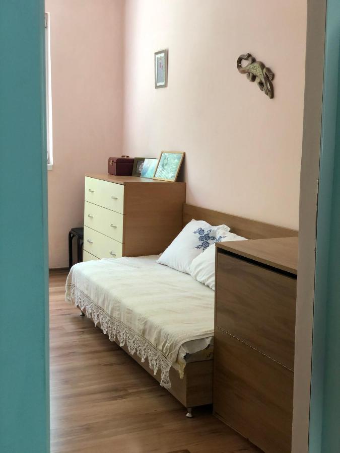 Compact City Center Apartment Kŭrdzhali Dış mekan fotoğraf